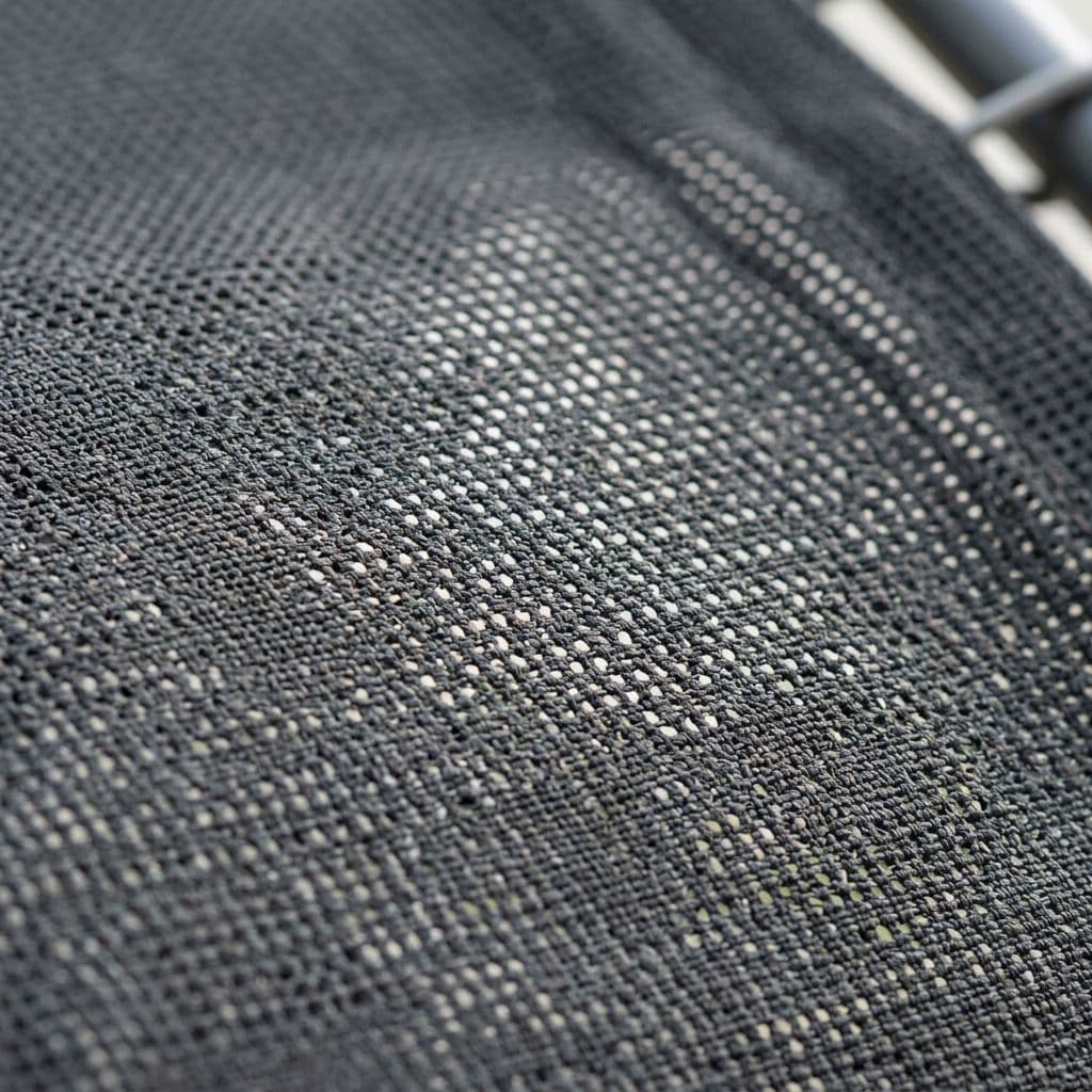 Tela microperforada para toldo en zonas con viento
